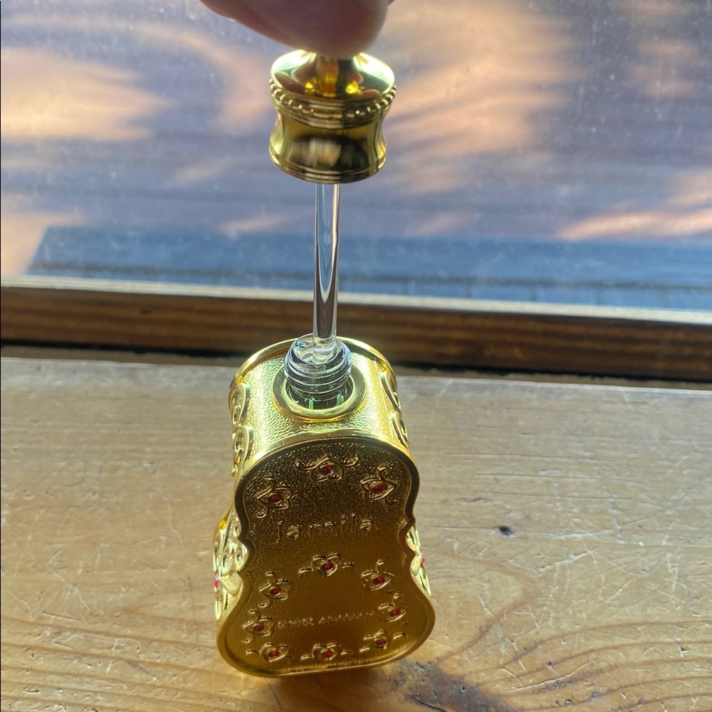 NEW BOXED Swiss Arabian Jamila Perfume Oil Fragrance - Seductive - 0.5 Oz - Picture 3 of 8